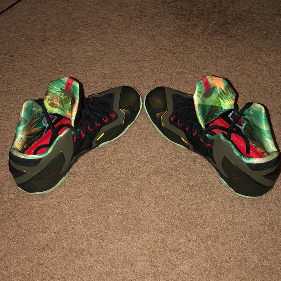 Lebron 11’s - Picture 3 of 4